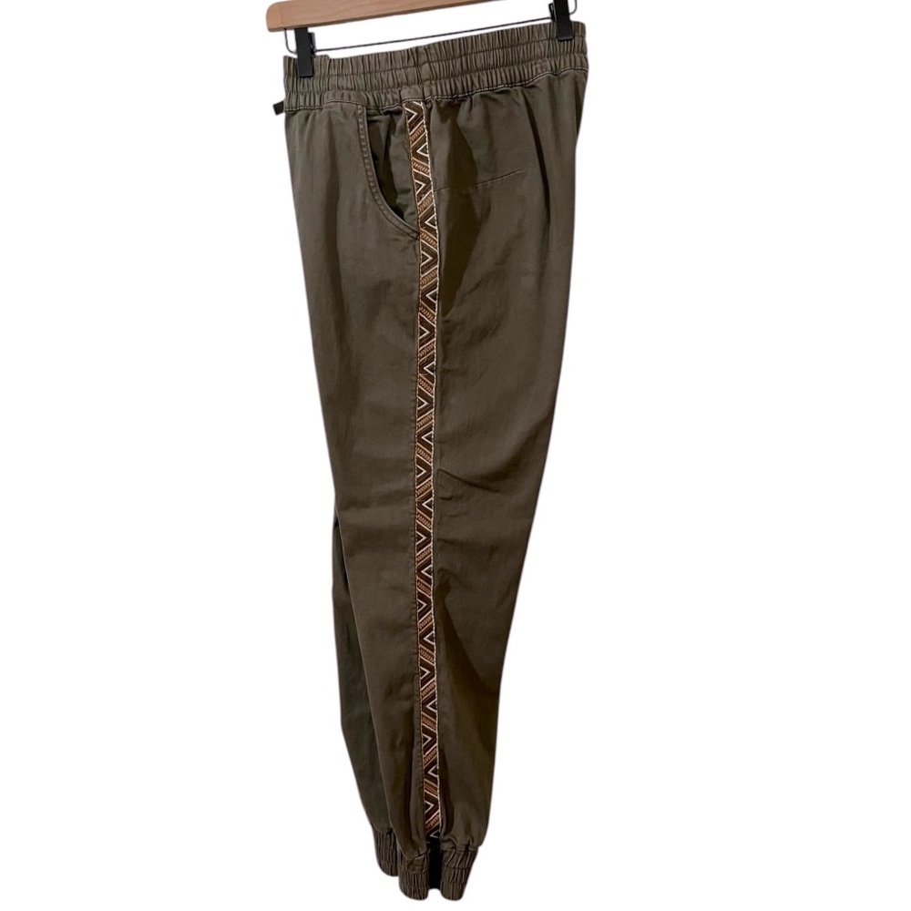 DRIFTWOOD Sedona Jogger Pants Olive Sage Green Aztec Western Embroidery Small